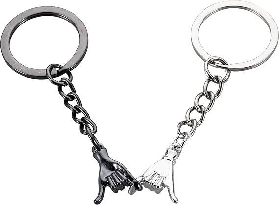 Pinky Promise Couple Keychains – Romantic Matching Gift for Couples