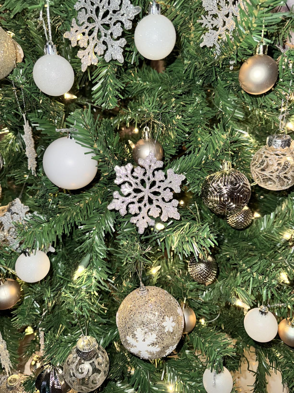 36 pcs White Snowflake Ornaments